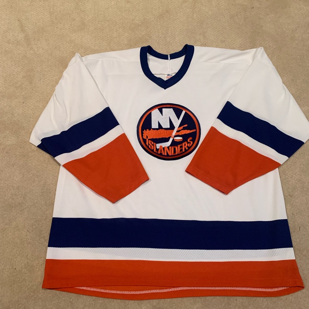 🥳Host Pick🤩 Vintage NY Islanders jersey